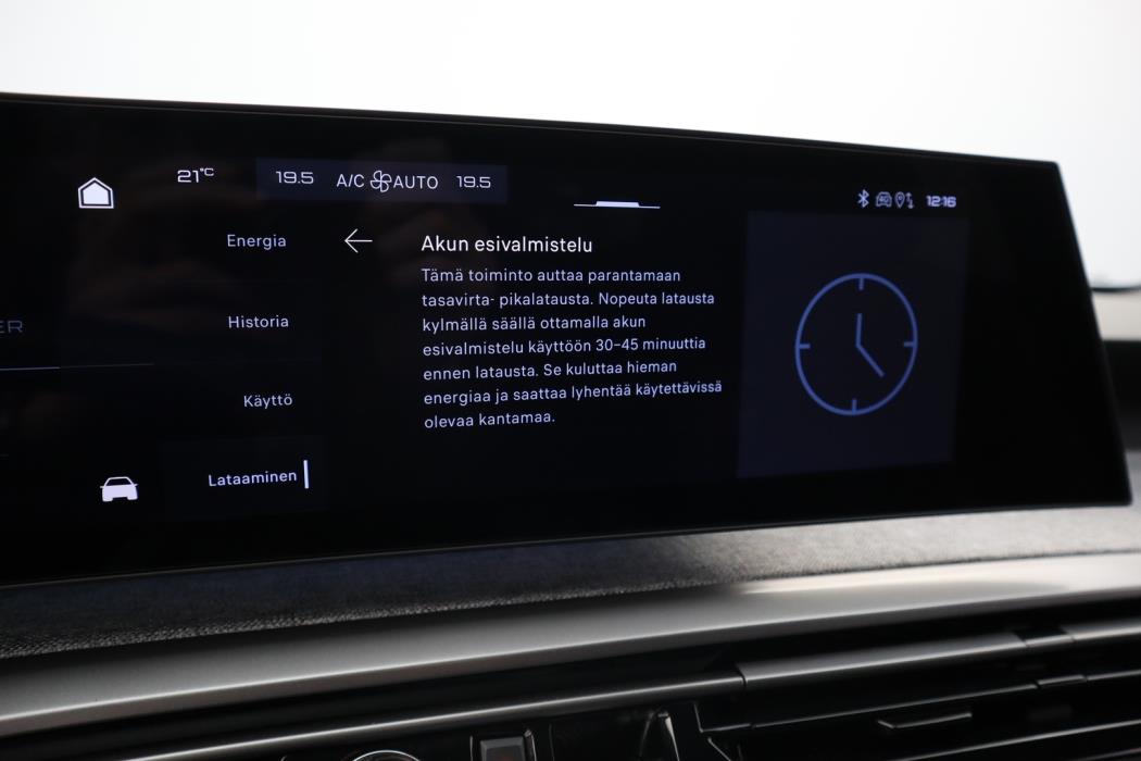 PEUGEOT E-3008 2025