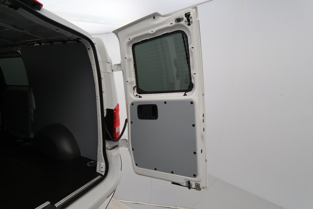 MERCEDES-BENZ Vito 2023