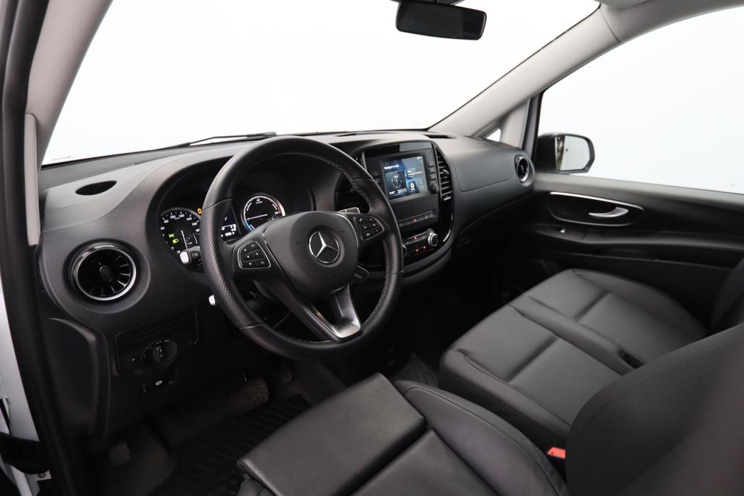 MERCEDES-BENZ Vito 2023