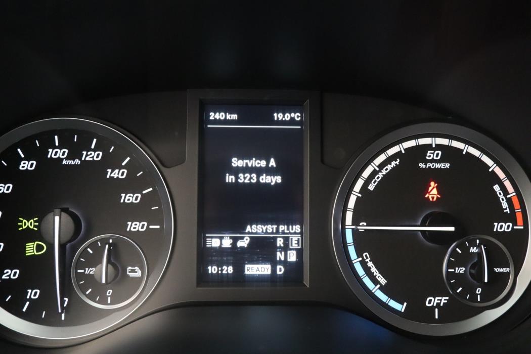 MERCEDES-BENZ Vito 2023