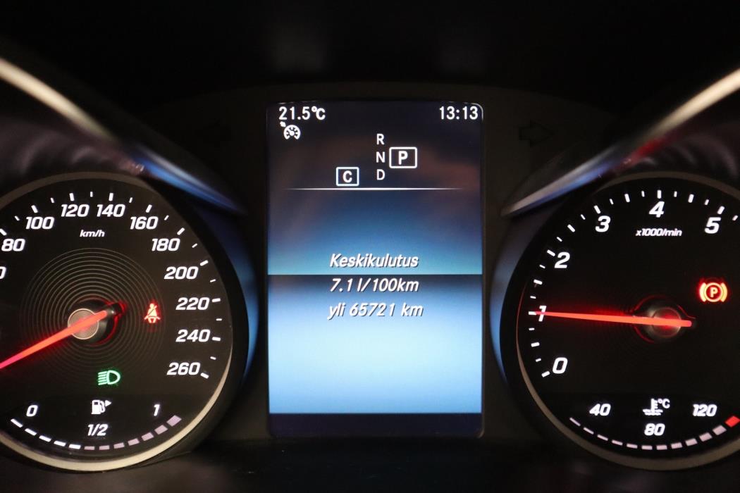 MERCEDES-BENZ C 2022