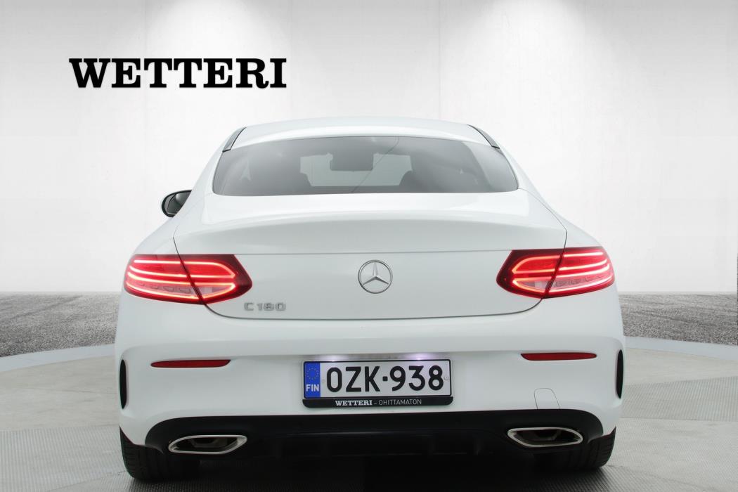 MERCEDES-BENZ C 2022
