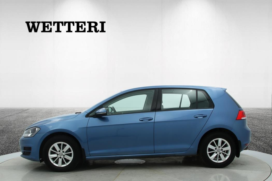 VOLKSWAGEN Golf 2013