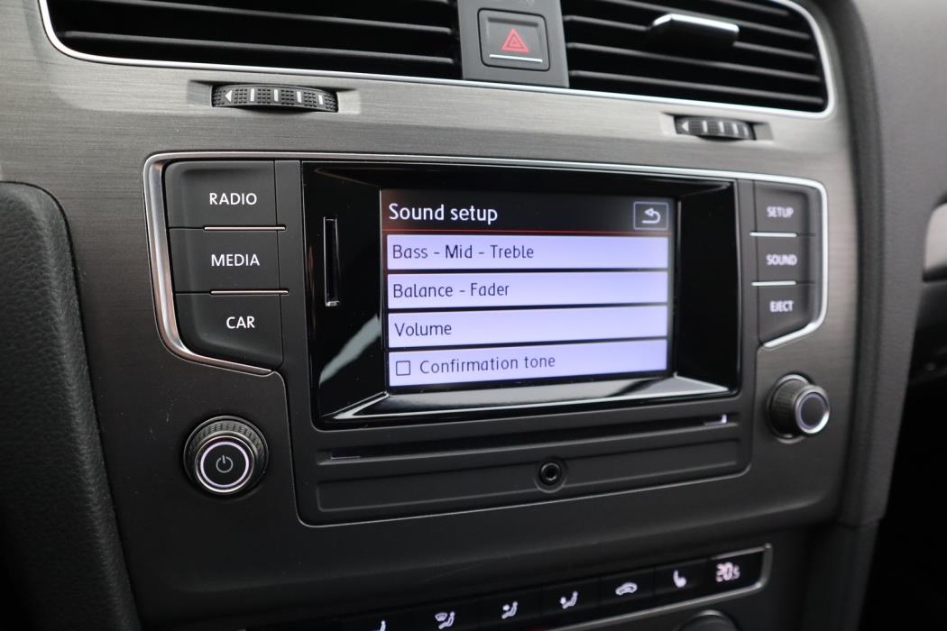 VOLKSWAGEN Golf 2013