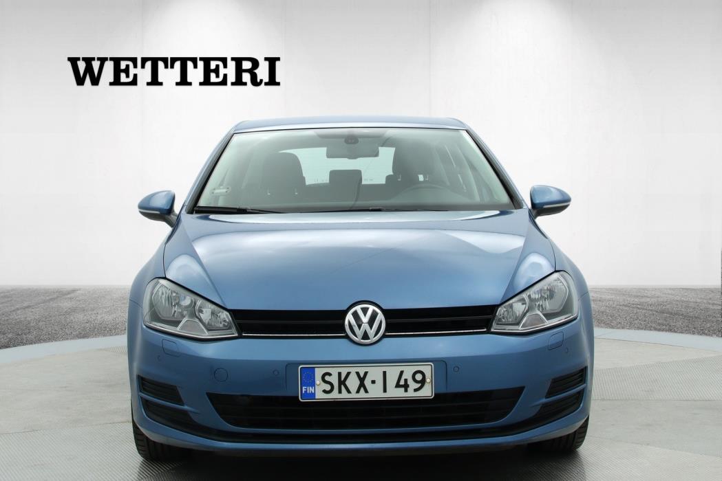 VOLKSWAGEN Golf 2013