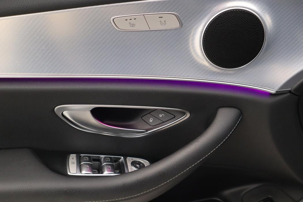 MERCEDES-BENZ E 2019