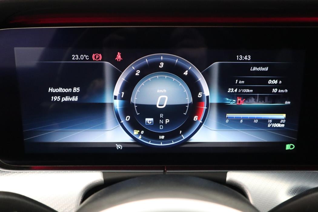 MERCEDES-BENZ E 2019