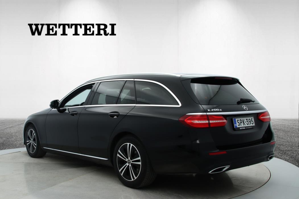 MERCEDES-BENZ E 2019