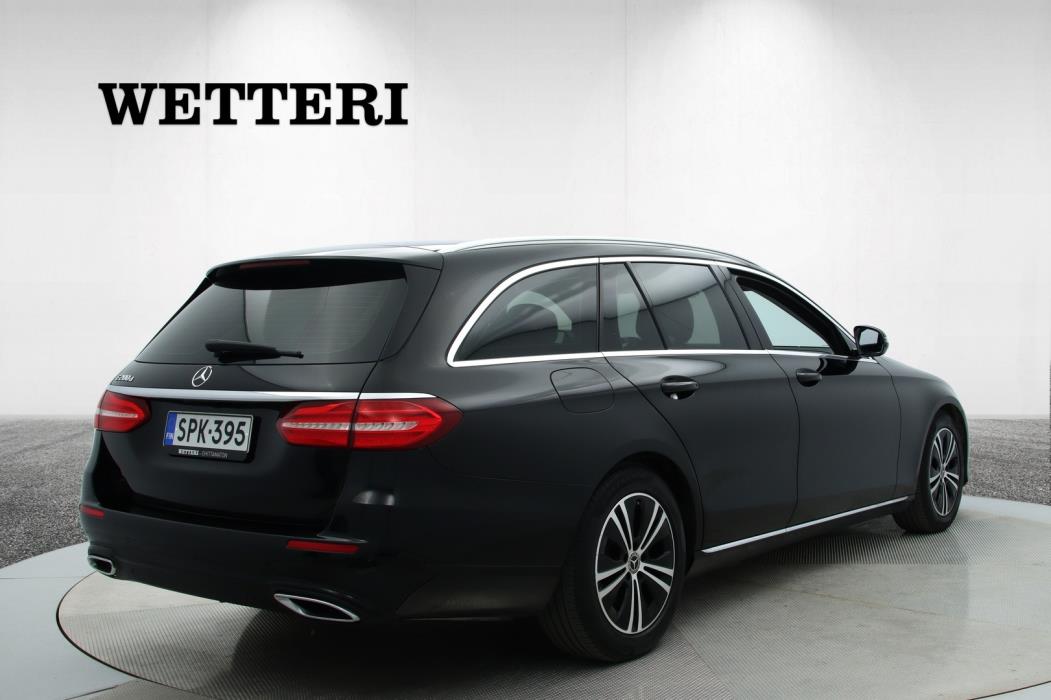 MERCEDES-BENZ E 2019