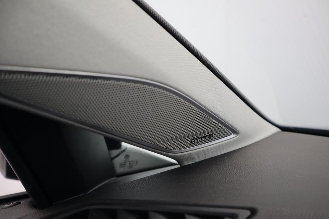 VOLKSWAGEN Golf 2020