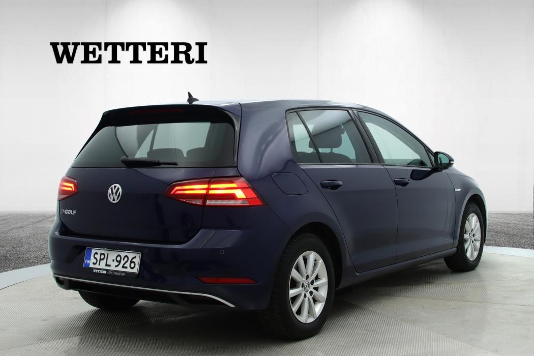 VOLKSWAGEN Golf 2020