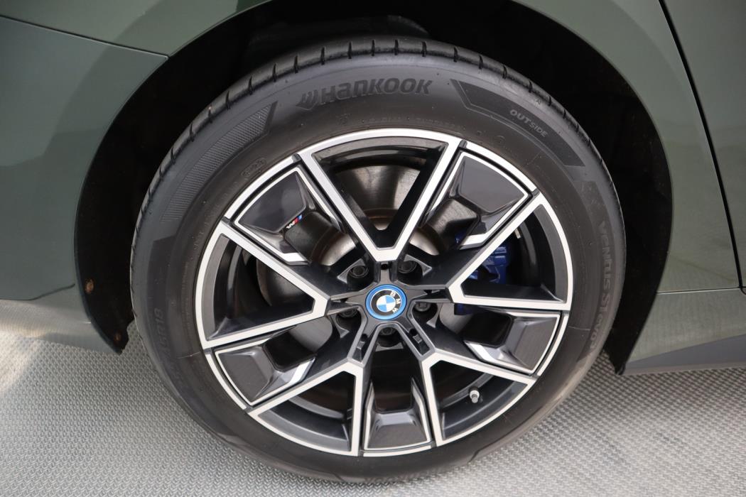 BMW i4 2024