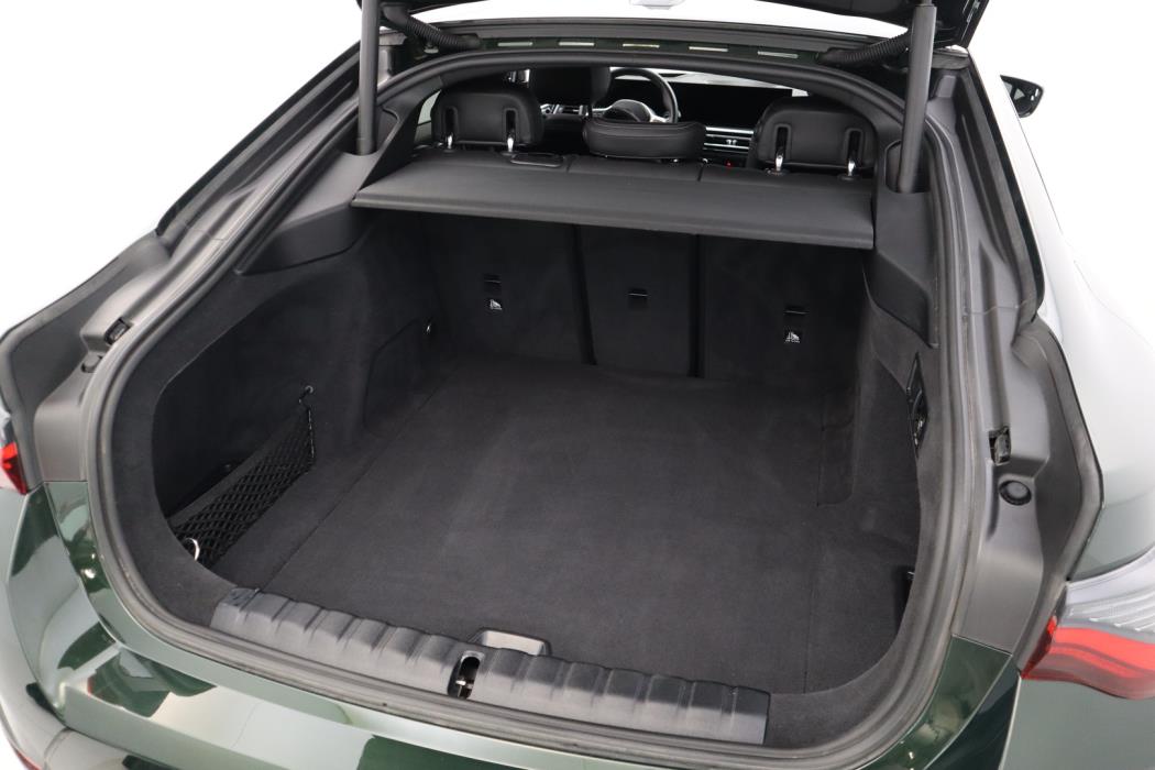 BMW i4 2024