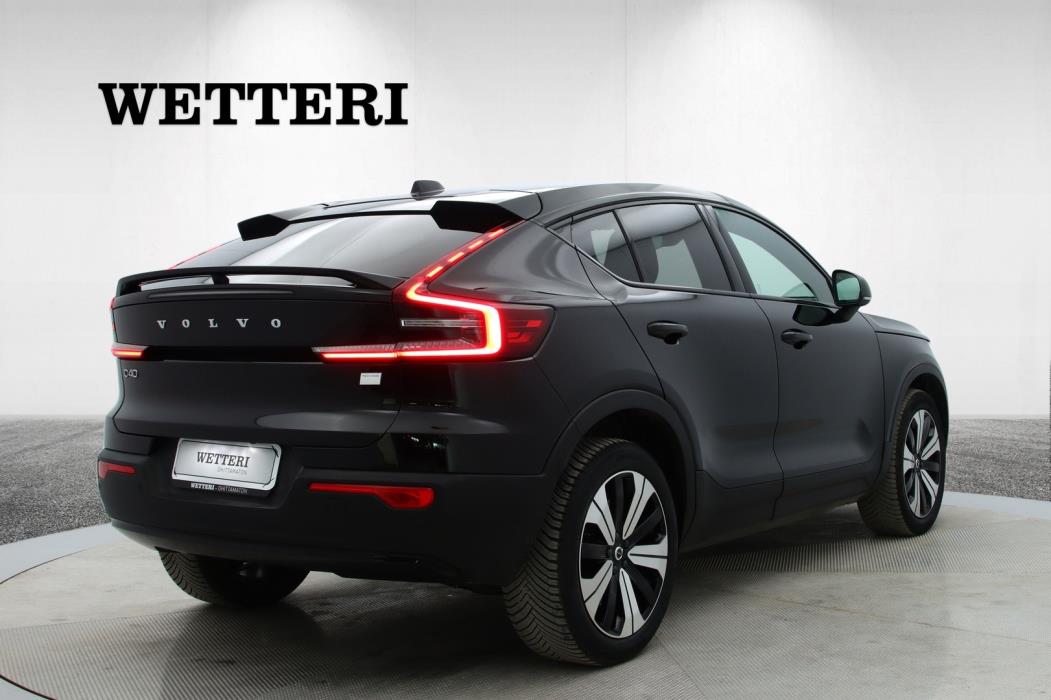 VOLVO C40 2023