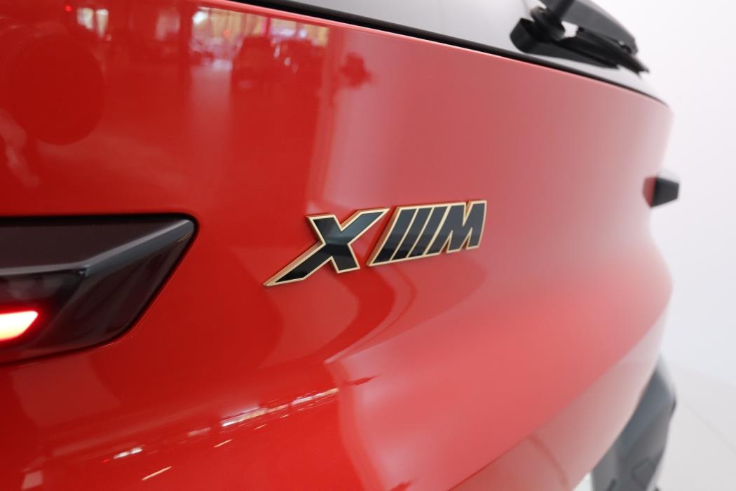 BMW XM 2023