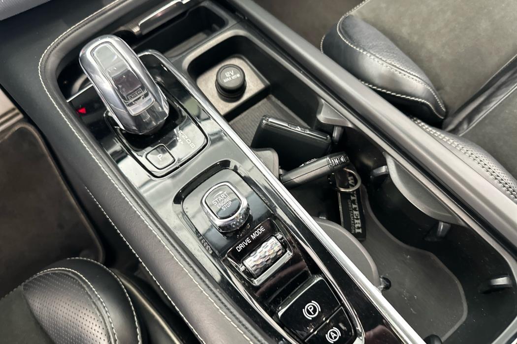 VOLVO XC90 2019