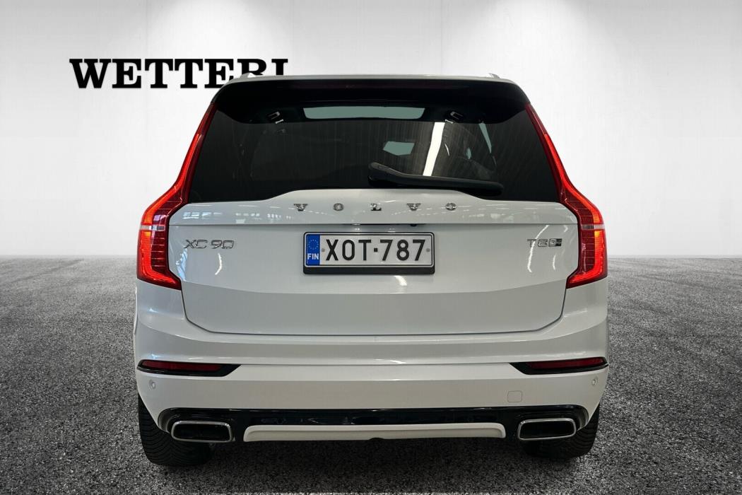 VOLVO XC90 2019