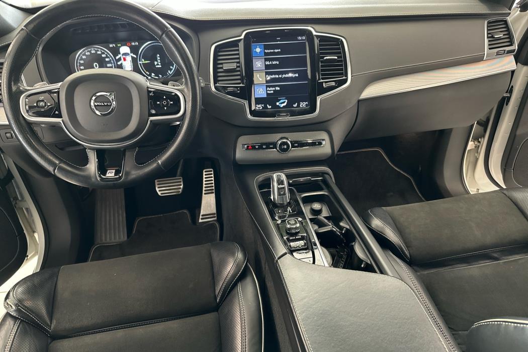 VOLVO XC90 2019
