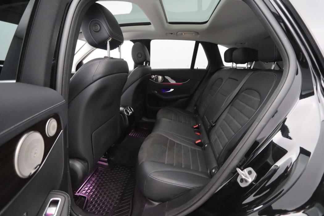 MERCEDES-BENZ GLC 2021