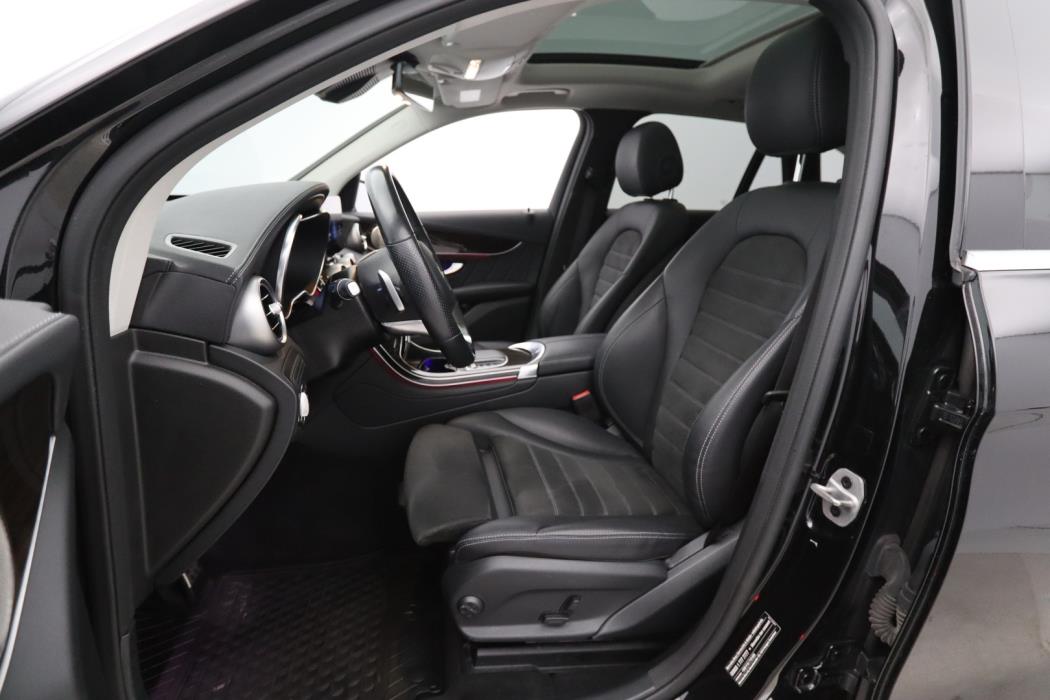 MERCEDES-BENZ GLC 2021