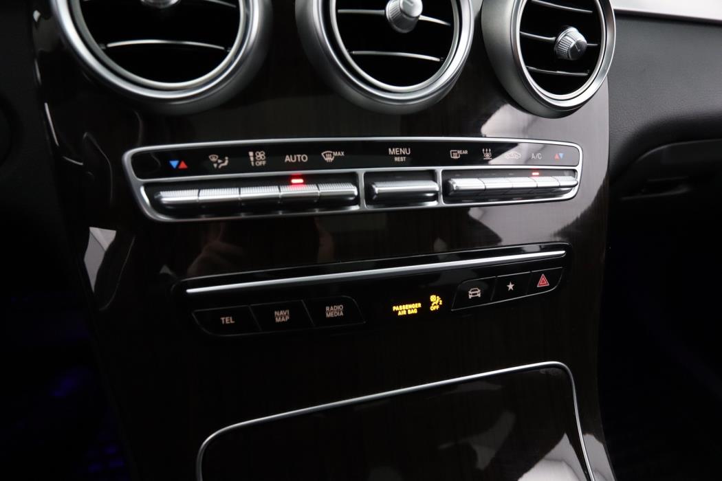 MERCEDES-BENZ GLC 2021