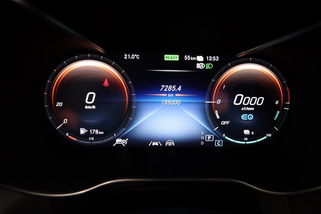 MERCEDES-BENZ GLC 2021