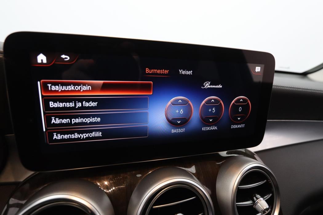 MERCEDES-BENZ GLC 2021