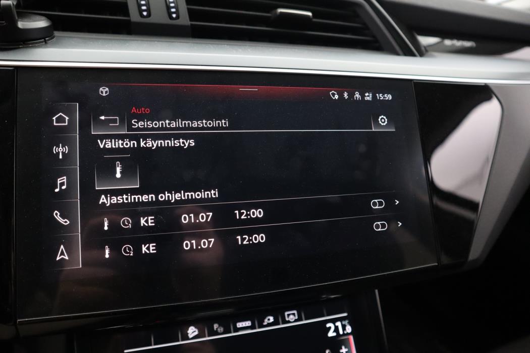 AUDI e-tron 2022