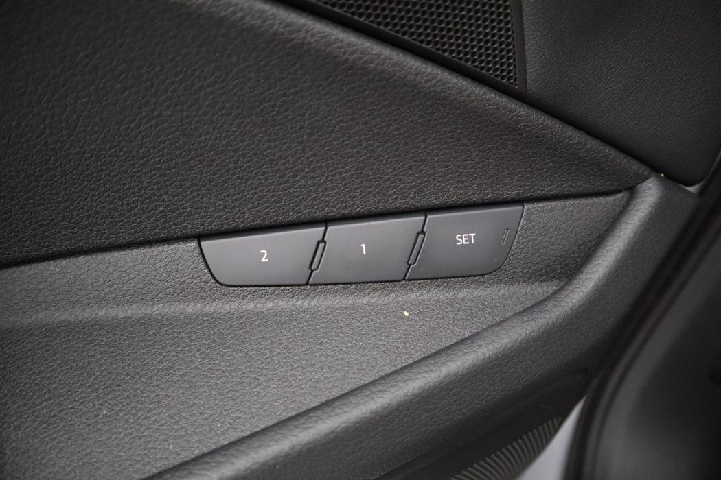AUDI e-tron 2022