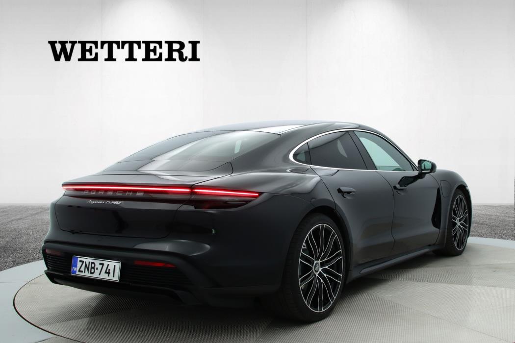 PORSCHE TAYCAN 2020