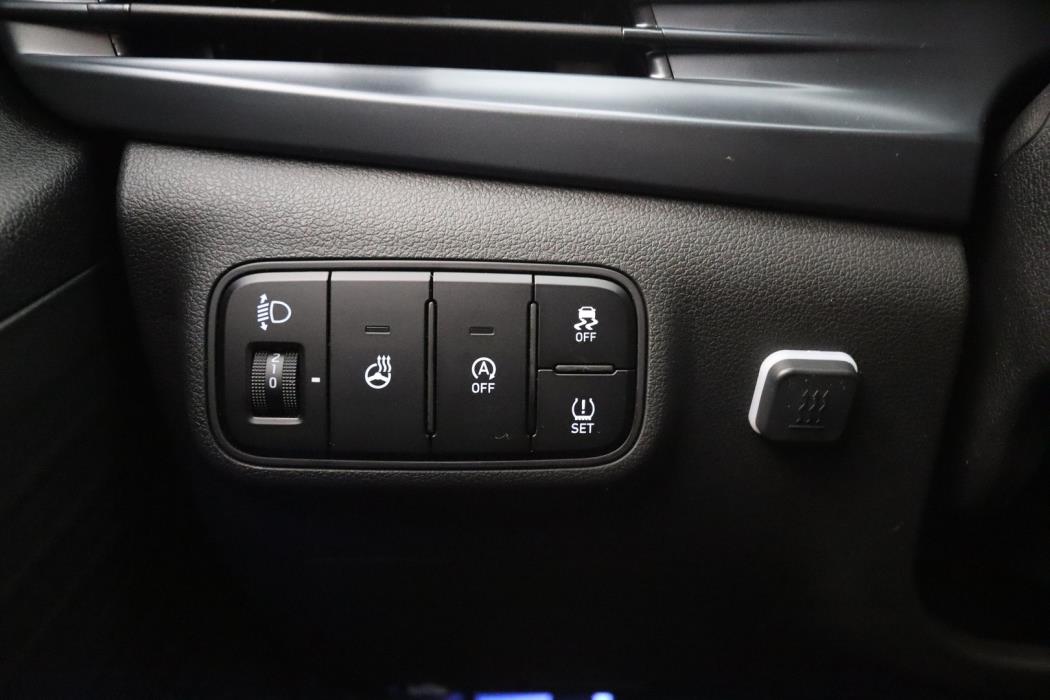 HYUNDAI i20 Hatchback 2023