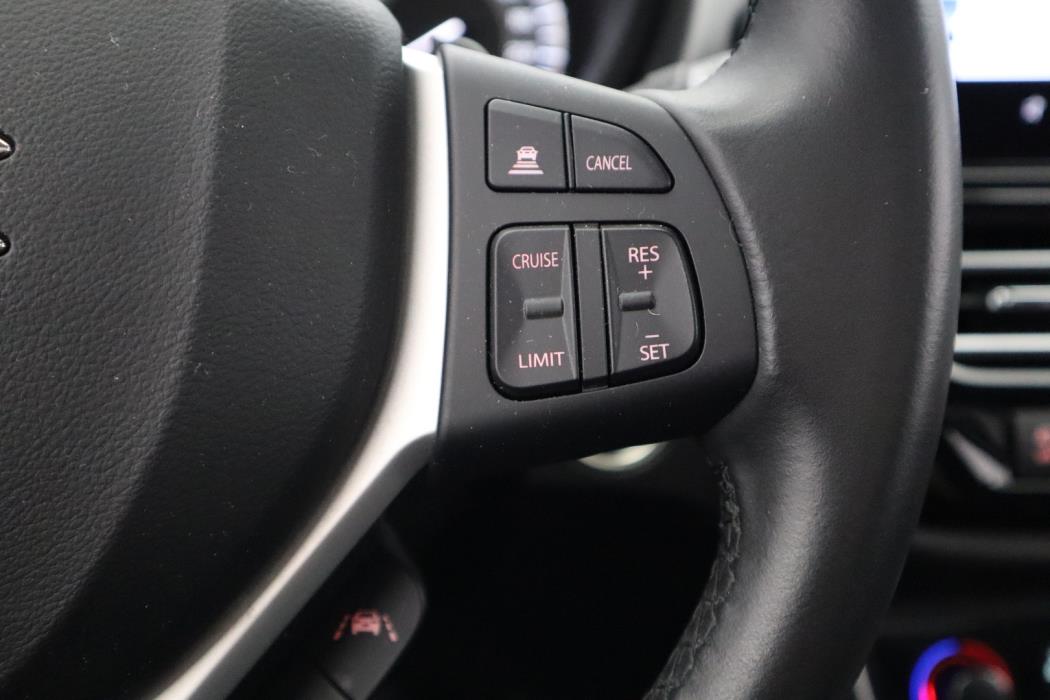 SUZUKI S-Cross 2023