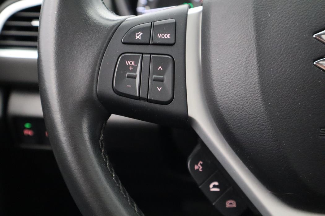 SUZUKI S-Cross 2023
