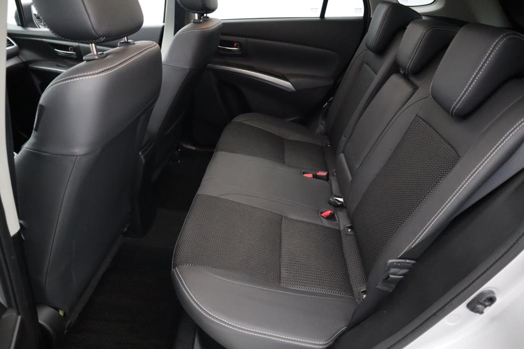 SUZUKI S-Cross 2023
