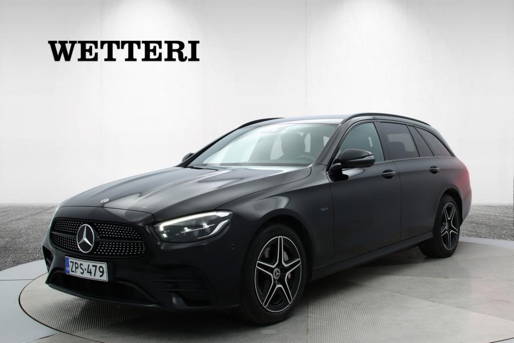 MERCEDES-BENZ E 2022