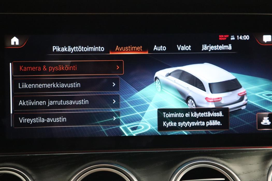 MERCEDES-BENZ E 2022