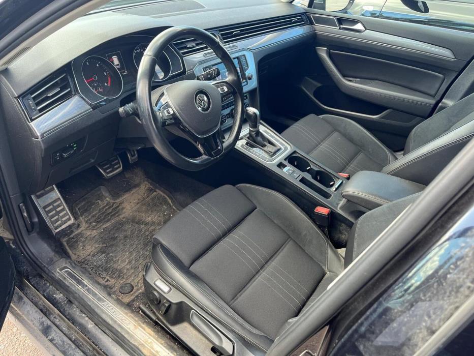 VOLKSWAGEN Passat 2015