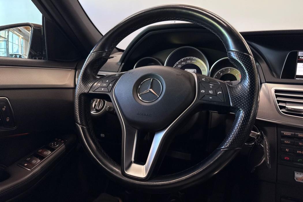 MERCEDES-BENZ E 2013