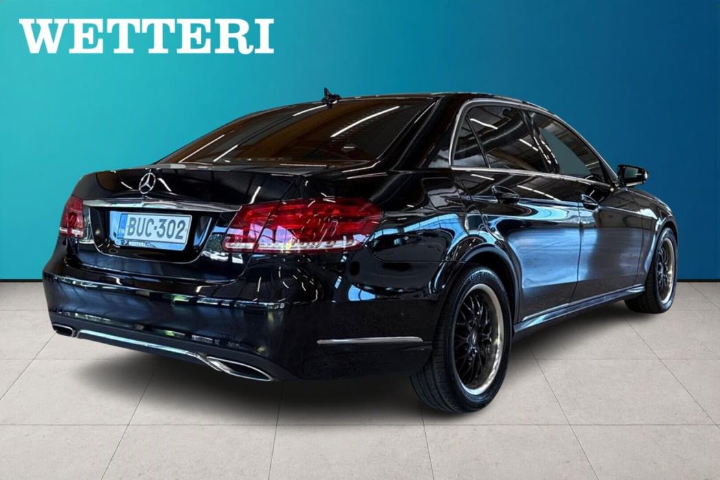 MERCEDES-BENZ E 2013