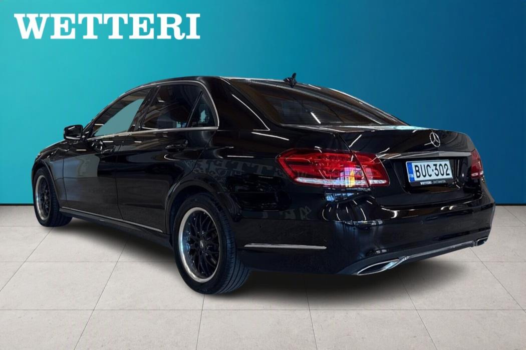 MERCEDES-BENZ E 2013