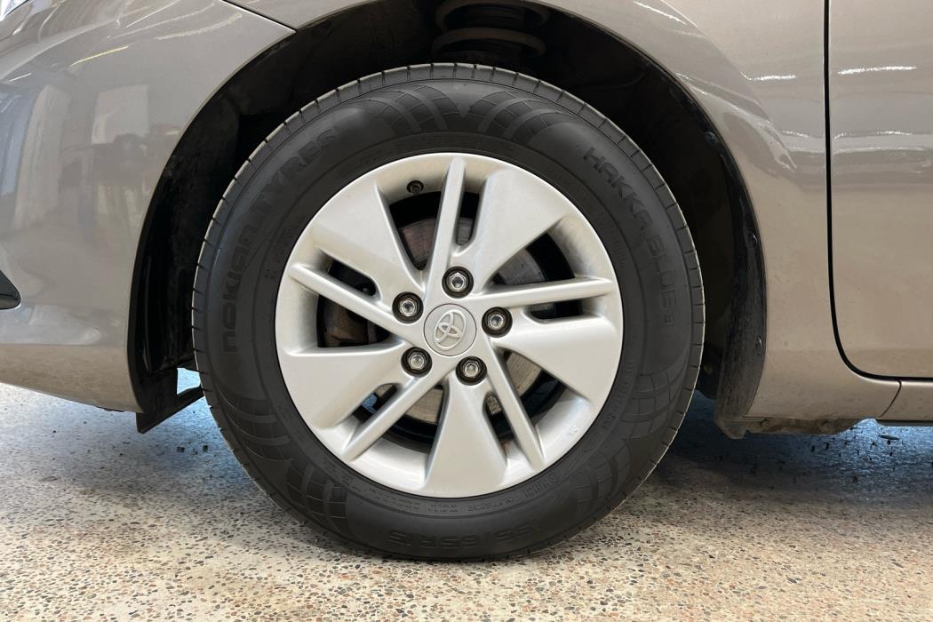 TOYOTA Auris 2017