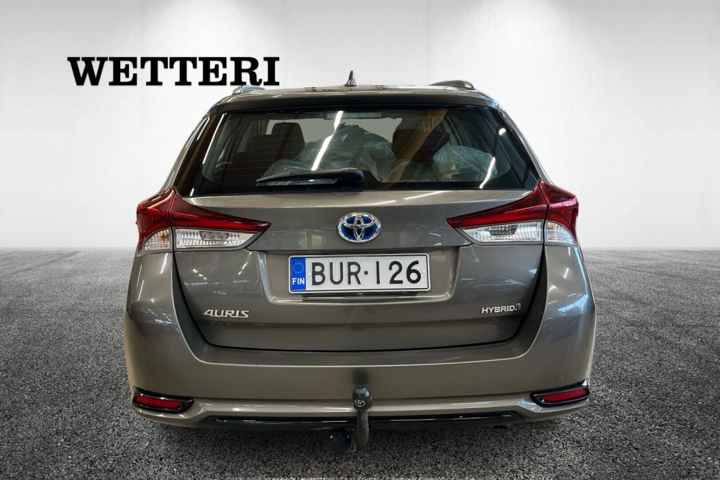 TOYOTA Auris 2017