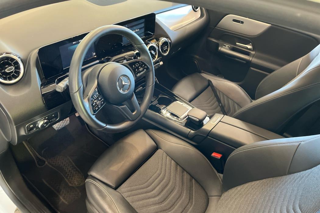 MERCEDES-BENZ B 2019