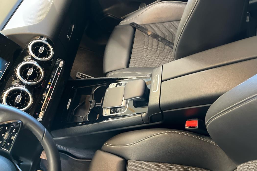 MERCEDES-BENZ B 2019