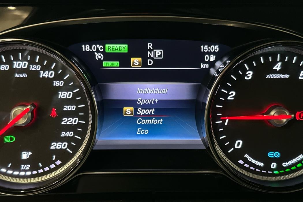 MERCEDES-BENZ E 2019