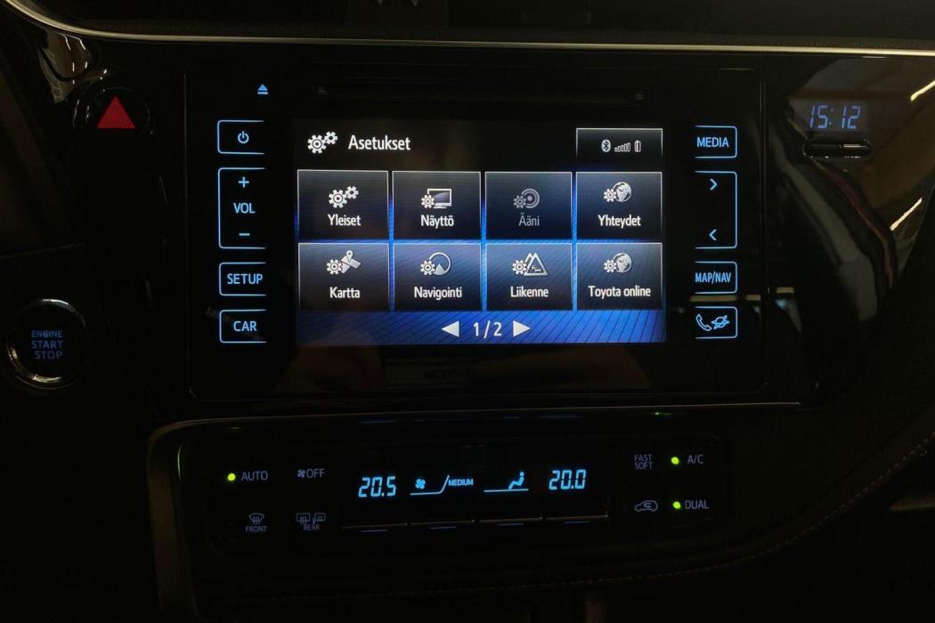 TOYOTA Auris 2017