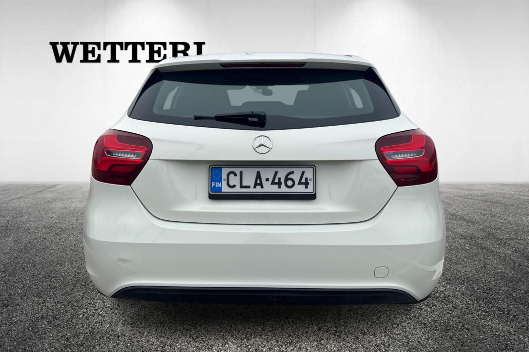 MERCEDES-BENZ A 2017