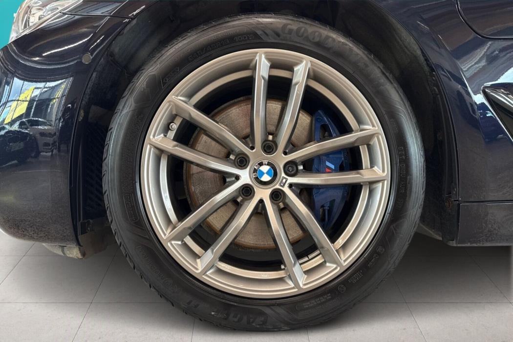 BMW 530 2019