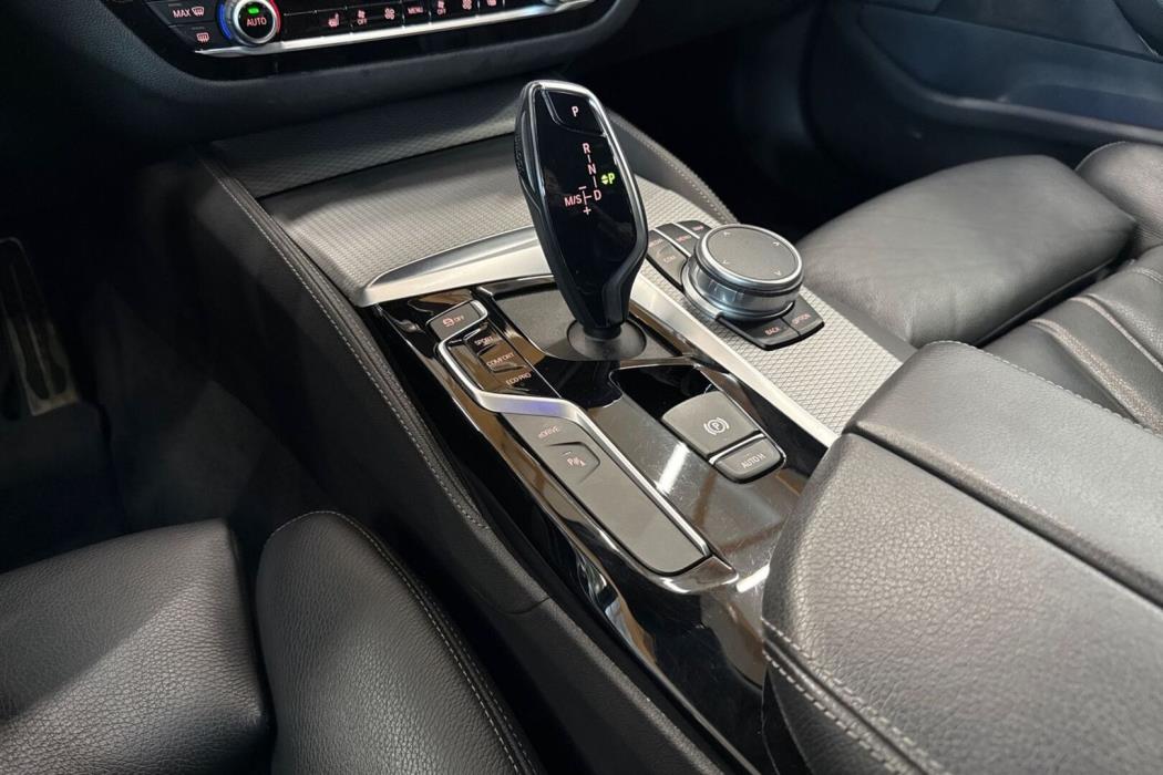 BMW 530 2019