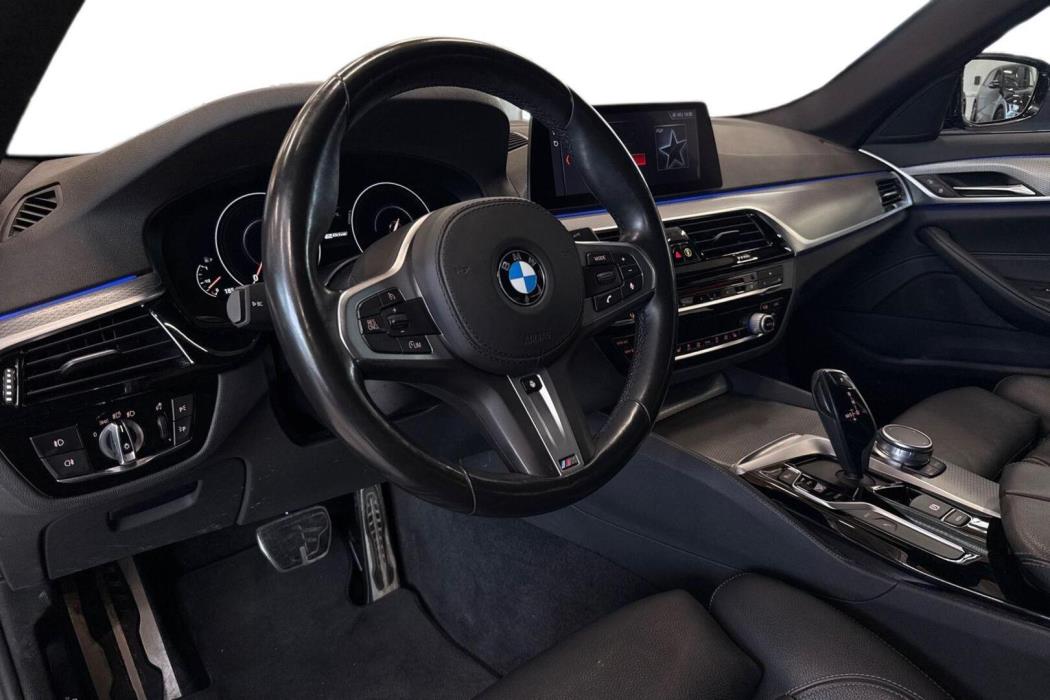 BMW 530 2019